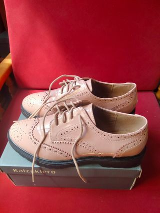 Zapatos Niko Amore planos, con cordones, rosa palo