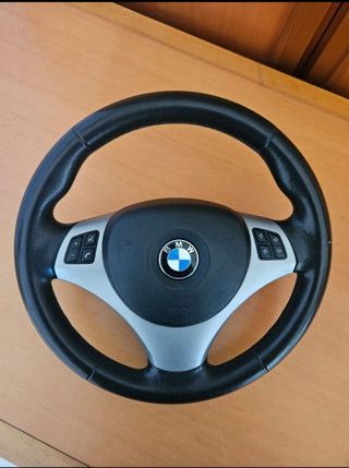 Volante BMW E90
