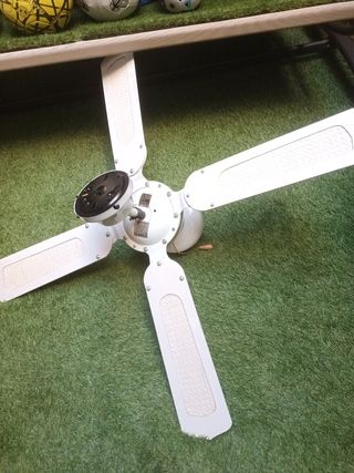 Ventilador techo blanco