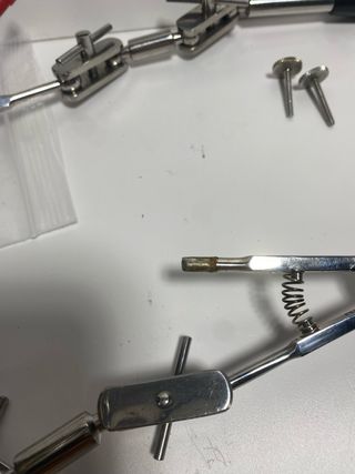 2 Brazos Pinza Articulada