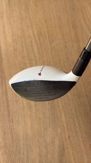 Híbrido Taylormade Burner 4-21, varilla stiff