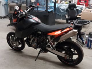 KTM 990 Supermoto