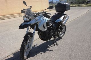 BMW F-650-GS motor 800cc