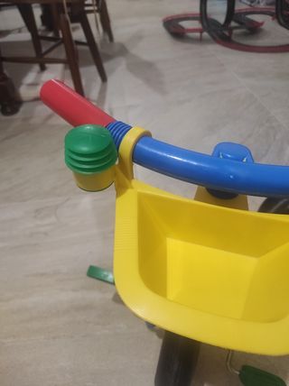 Triciclo infantil