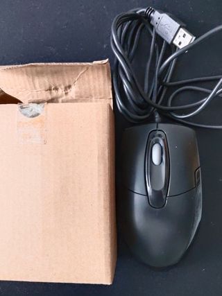 Ratón óptico con cable - Negro