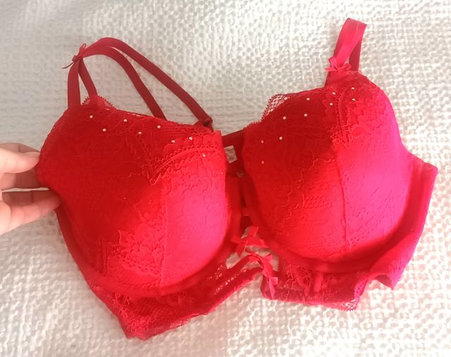 Sujetador rojo encaje - copa preformada