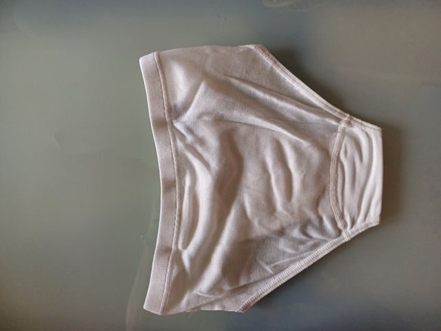 2 Slip bassi in puro cotone.