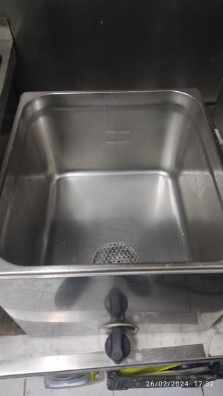 Freidora Rivermah, acero inoxidable