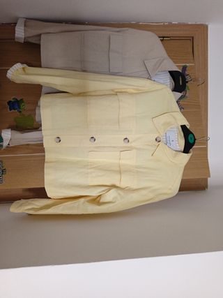 Chaqueta beige Stradivarius M