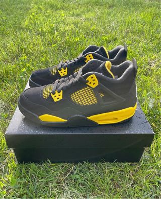 Nike Air Jordan 4 Retro Thunder