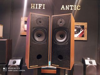 Monitor Audio Altavoces - Impecables