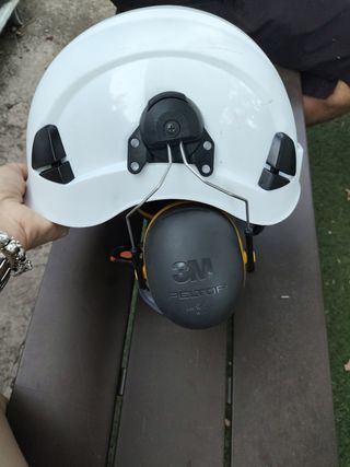 Casco protección Faru - con protección auditiva 3M