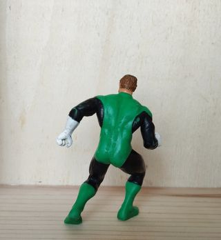 Figura Linterna Verde PVC