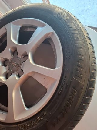 4 Llantas Audi con cubiertas