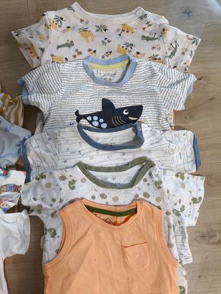 9 Camisetas de verano bebé 12 meses y 9 meses