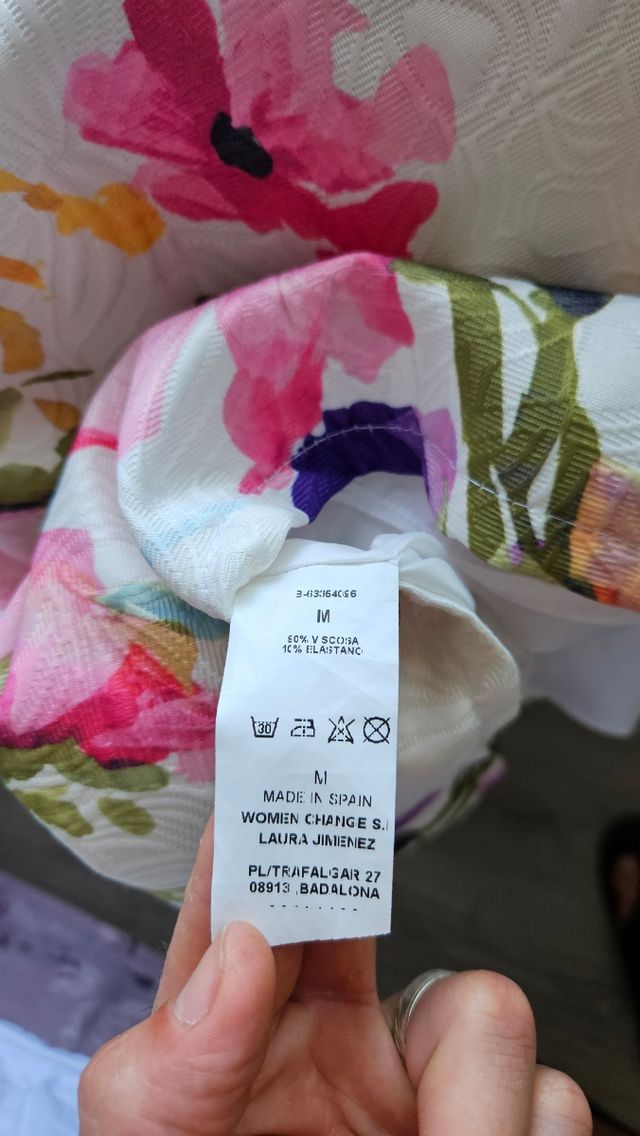 Conjunto falda flores + top fucsia