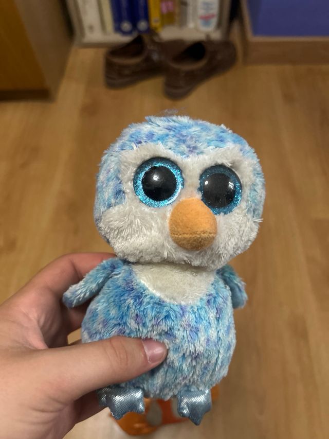 2 Peluches TY: Pez Payaso & Pingüino