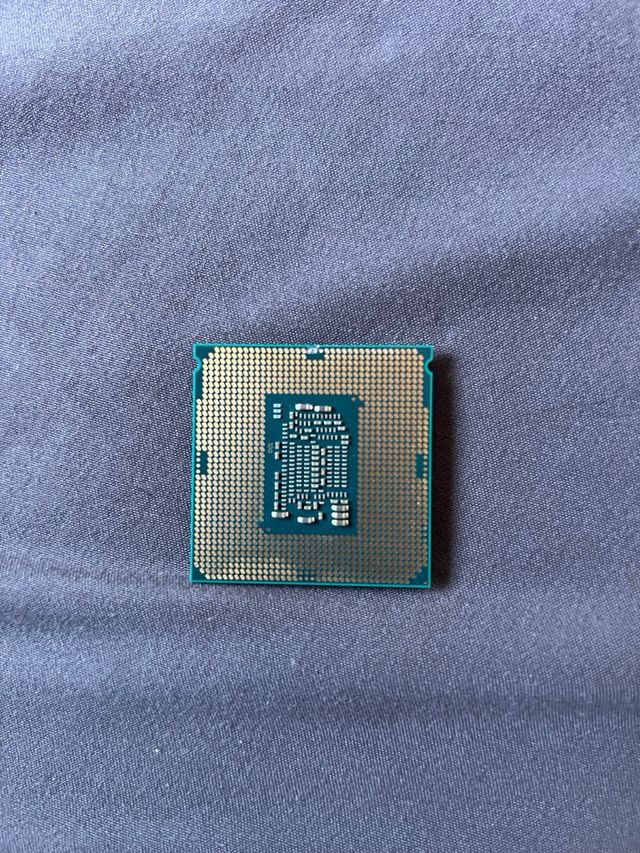 Processador Intel Core i3-8100 3.6GHz