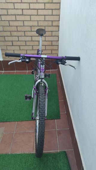 Bicicleta de montaña Camuant 26"


