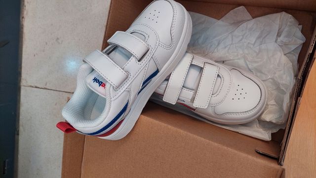 Zapatillas Reebok blancas niño