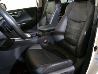 Toyota Rav4 2.5l 220H Luxury 4WD