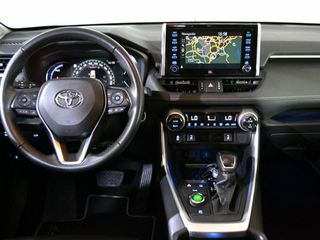 Toyota Rav4 2.5l 220H Luxury 4WD