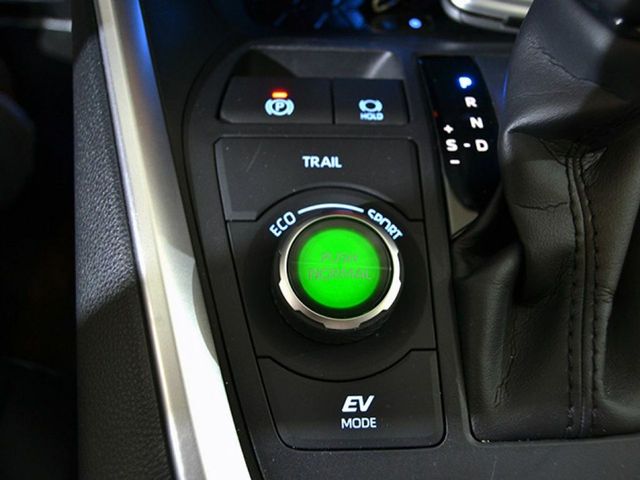 Toyota Rav4 2.5l 220H Luxury 4WD