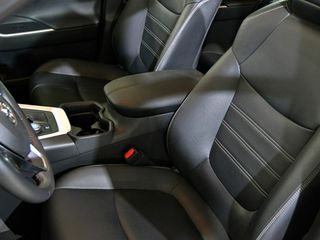 Toyota Rav4 2.5l 220H Luxury 4WD