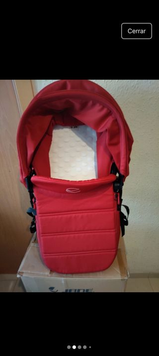 Capazo Portabebé Ergonómico Jane Micro Rojo