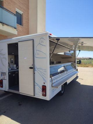 Camión Tienda Renault Master 2014
