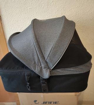 Portabebé Jane Micro-BB ergonómico