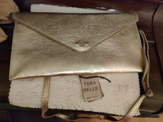 Vera Pelle Pochette Oro usato una volta sola