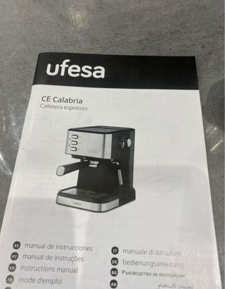 Cafetera Espresso Ufesa Calabria 20 bar