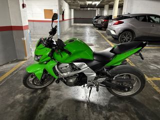 Kawasaki Z750 