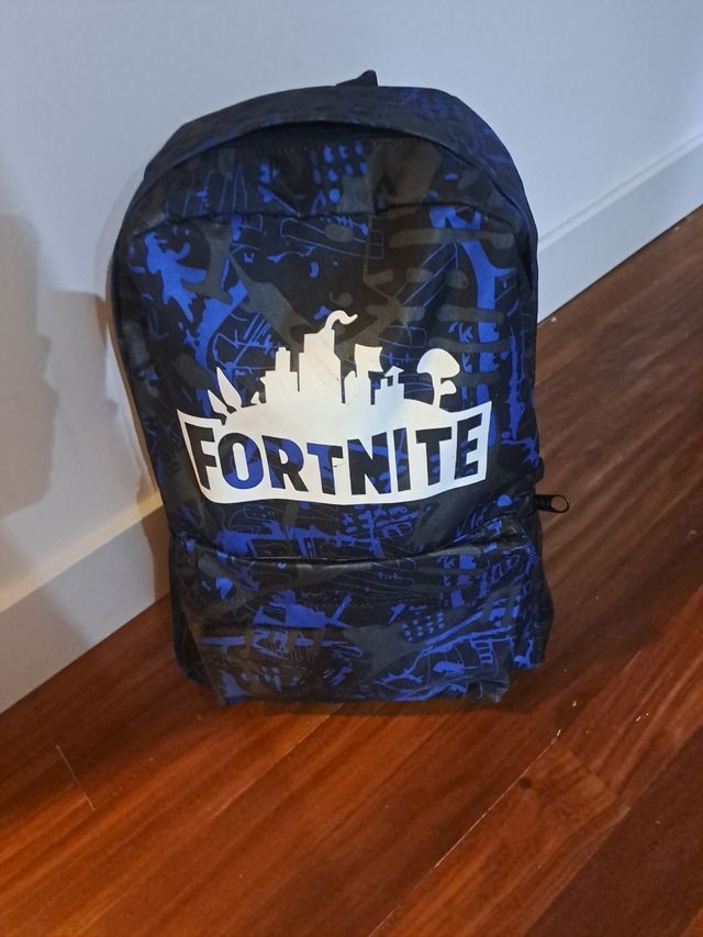 Mochila Fortnite azul y negra