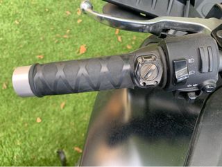 Yamaha Tracer 700 - Moto Negra