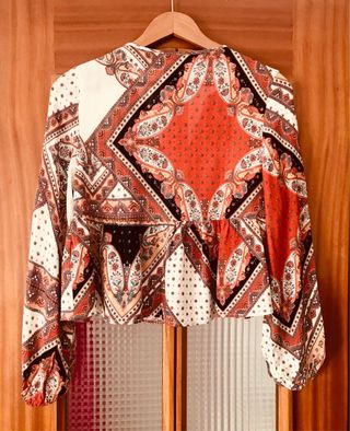 Blusa Stradivarius multicolor