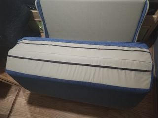 Sofá cama azul - Cómodo y nuevo