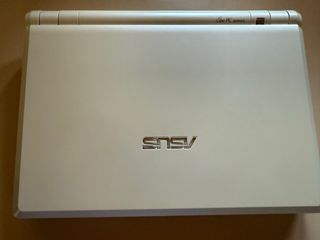 Asus Eee PC 4G - Portátil color Beige