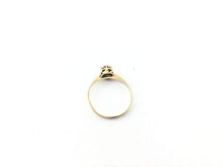 anillo oro 18k con piedra con diamante