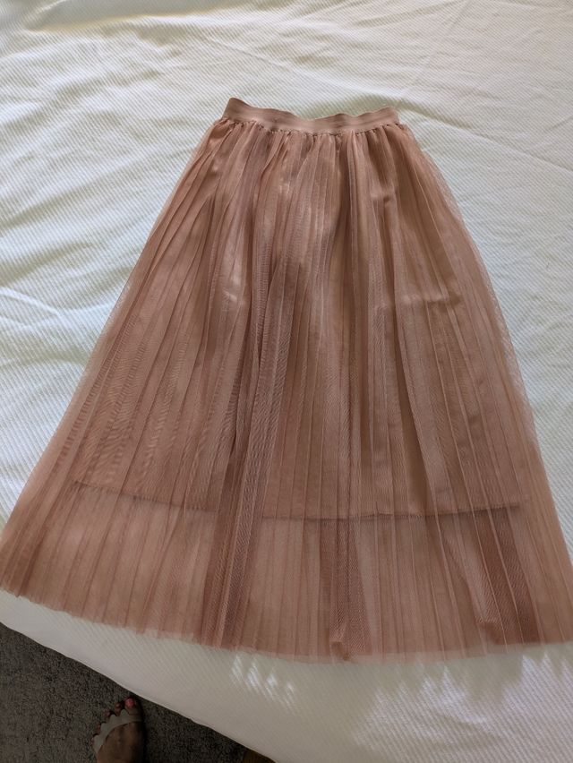 Falda midi plisada tul nude Zara TS