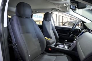 Land-Rover Discovery Sport   2.0D TD4 204 PS AWD Auto MHEV Standard 