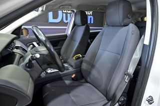 Land-Rover Discovery Sport   2.0D TD4 204 PS AWD Auto MHEV Standard 