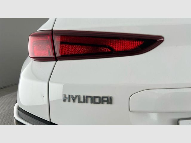 Hyundai Kona 150kW EV Maxx