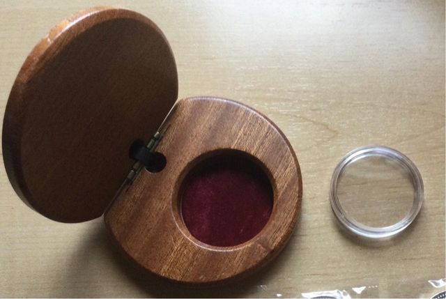 Estuche madera moneda FNMT