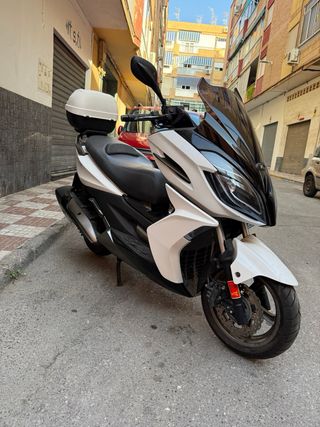 Kymco k-xct 300