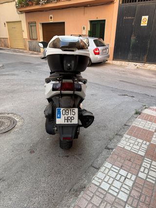 Kymco k-xct 300