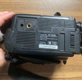 Videocamera Panasonic Palmcorder NV-S20E VHS-C