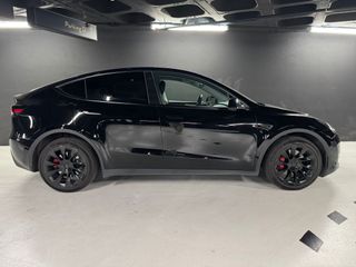 Tesla Model Y GRAN AUTONOMIA 4WD - IVA Deducible