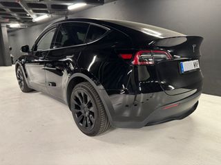 Tesla Model Y GRAN AUTONOMIA 4WD - IVA Deducible
